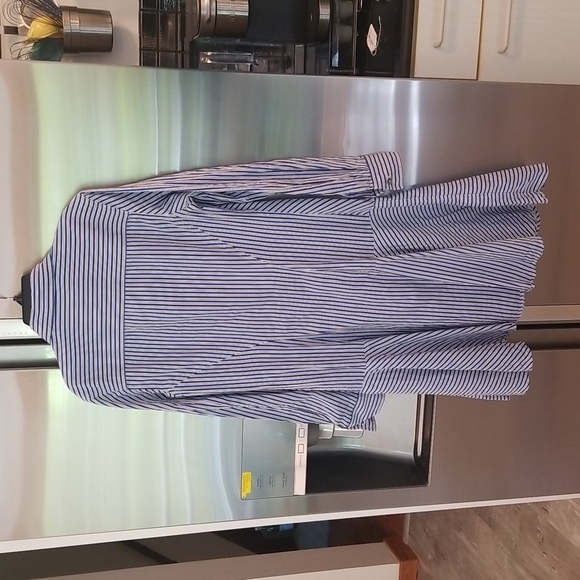 💕DEREK LAM💕 Blue Pin Stripe Shirtdress ~ Blue White 40 EUC Minimalist Chic - Picture 9 of 13